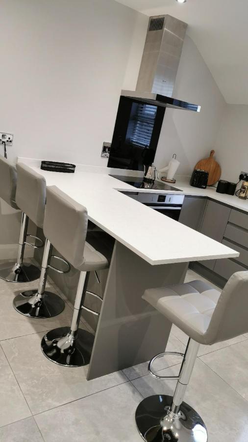 Modern 3-Bed Apartment In Magherafelt Sleeps 8 Eksteriør bilde