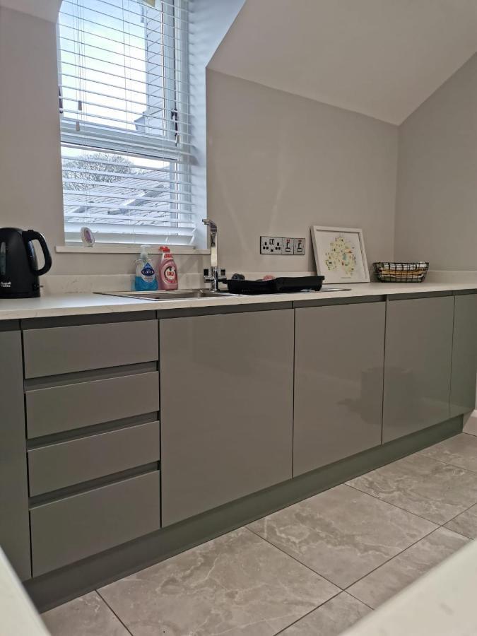 Modern 3-Bed Apartment In Magherafelt Sleeps 8 Eksteriør bilde