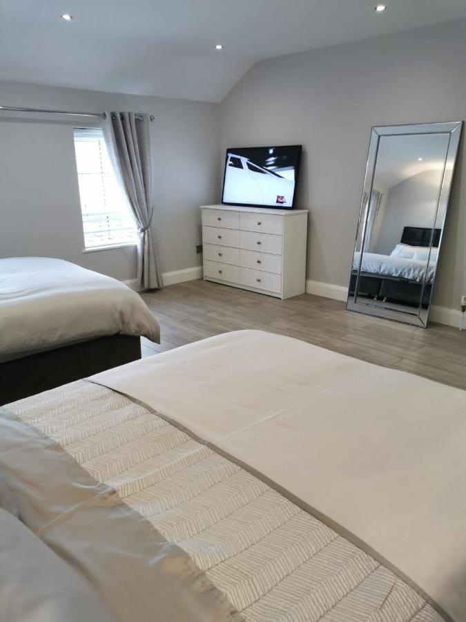 Modern 3-Bed Apartment In Magherafelt Sleeps 8 Eksteriør bilde