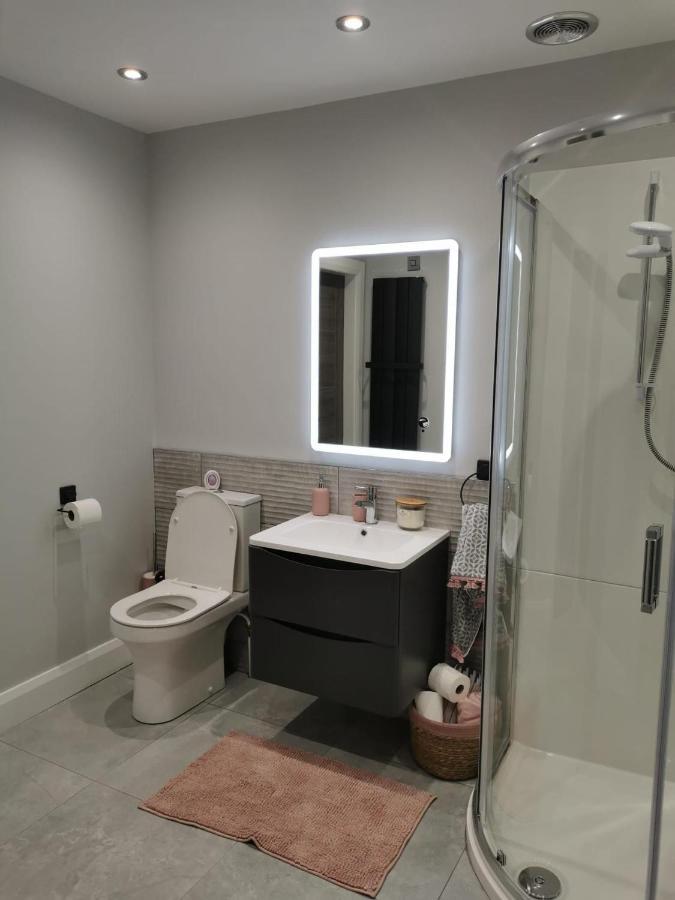 Modern 3-Bed Apartment In Magherafelt Sleeps 8 Eksteriør bilde