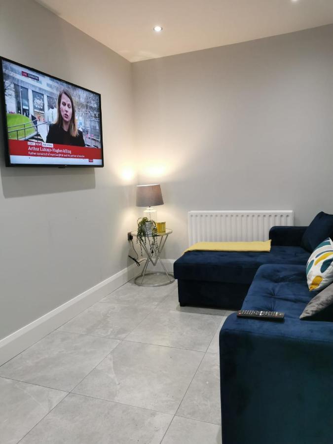 Modern 3-Bed Apartment In Magherafelt Sleeps 8 Eksteriør bilde